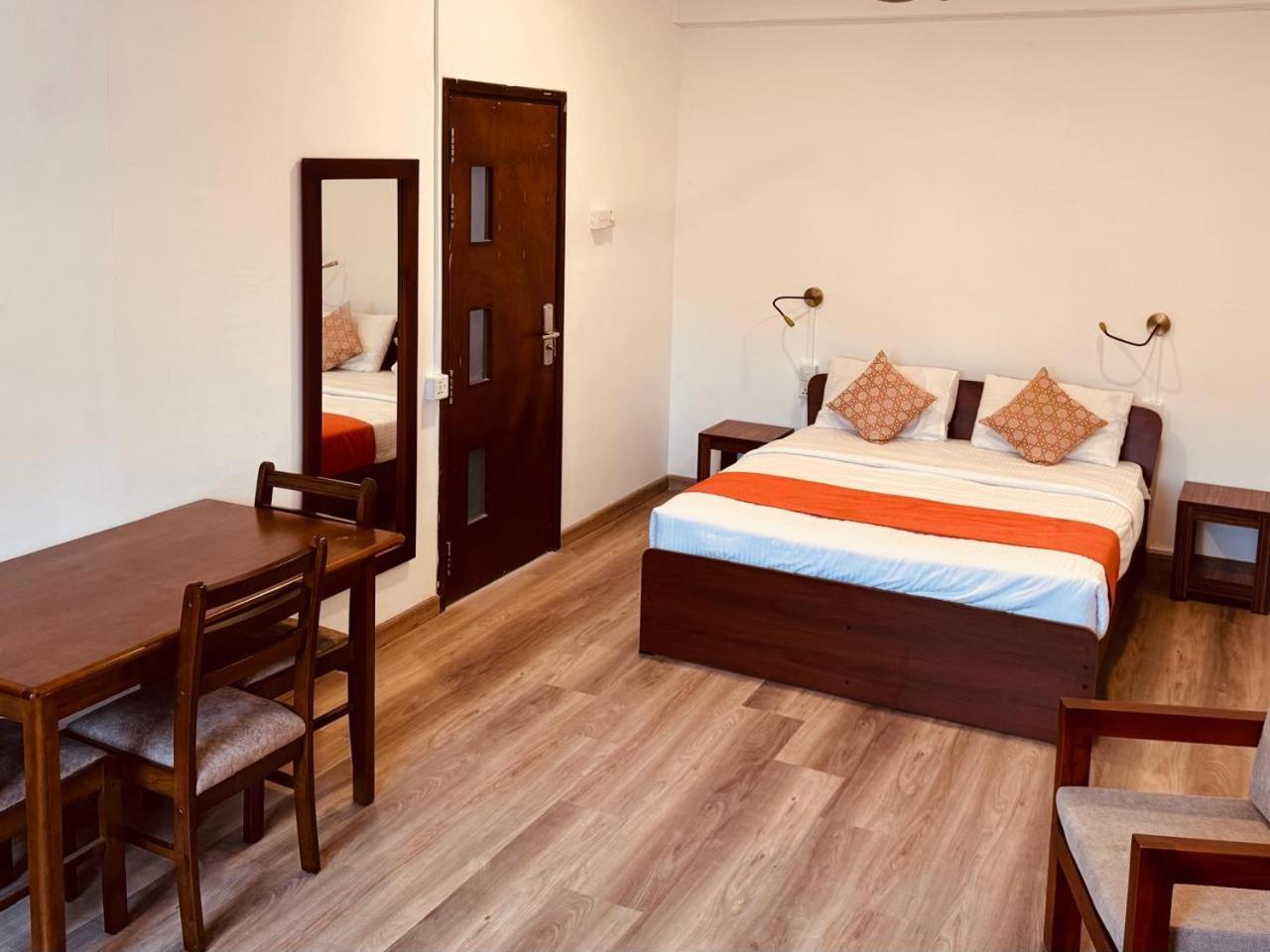 Cityrest Fort Коломбо Экстерьер фото