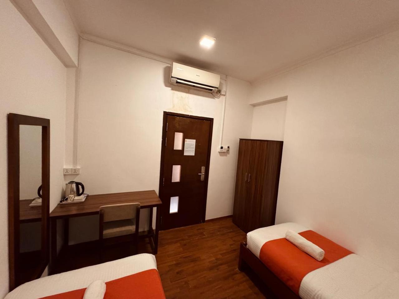 Cityrest Fort Коломбо Экстерьер фото